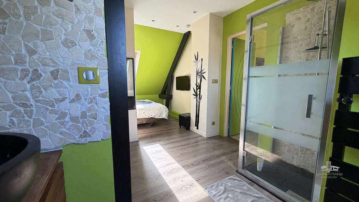 Maison à GRANDCHAMPS-DES-FONTAINES