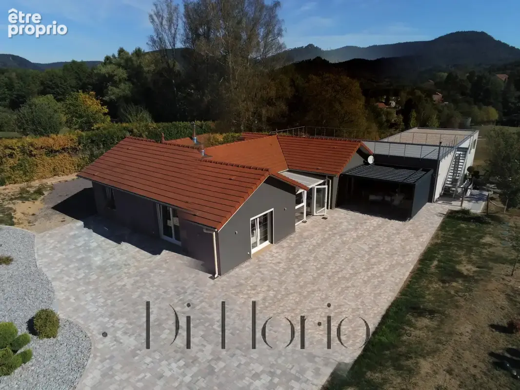 Photo Maison à Taintrux au prix de 909 000€