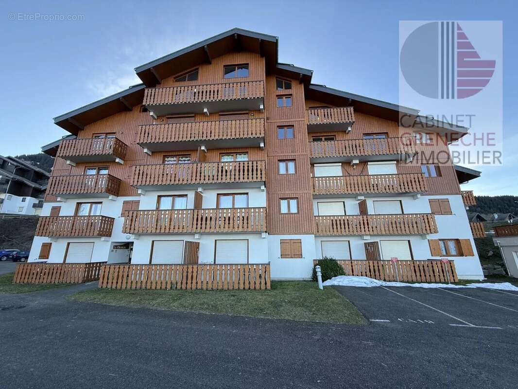 Appartement à THOLLON-LES-MEMISES