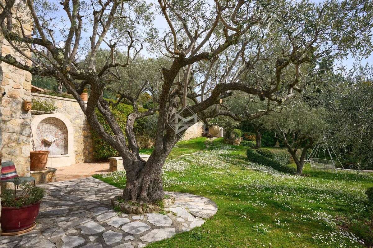 Maison à MONTAUROUX