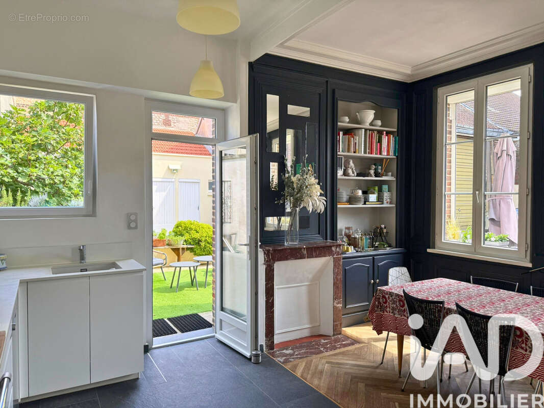Maison 165 m² à Le Petit-Quevilly  - photo 5