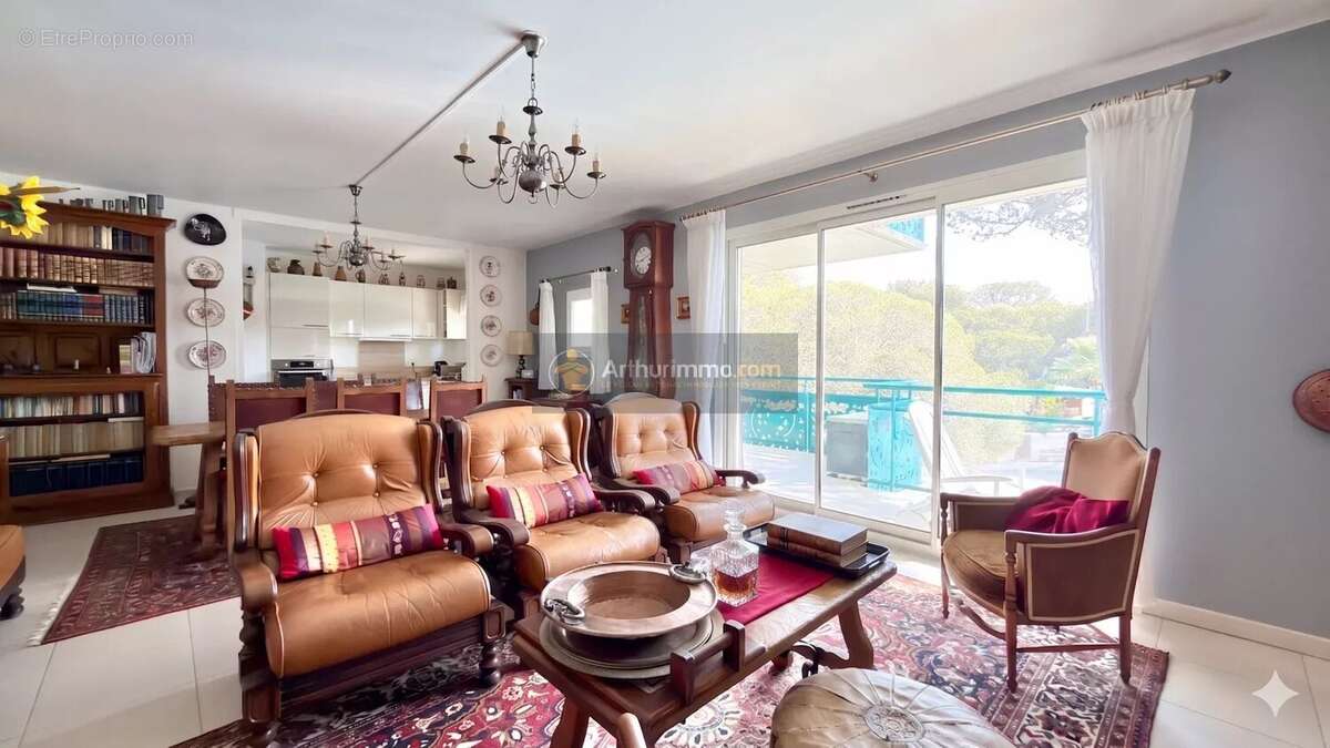Appartement à SAINT-RAPHAEL