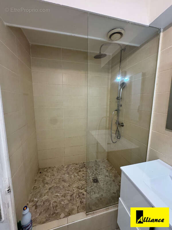 Appartement 33 m² à Saint-Martin  - photo 5