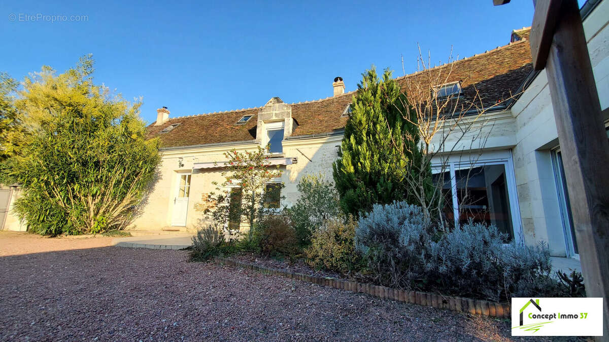 Maison à LA CROIX-EN-TOURAINE