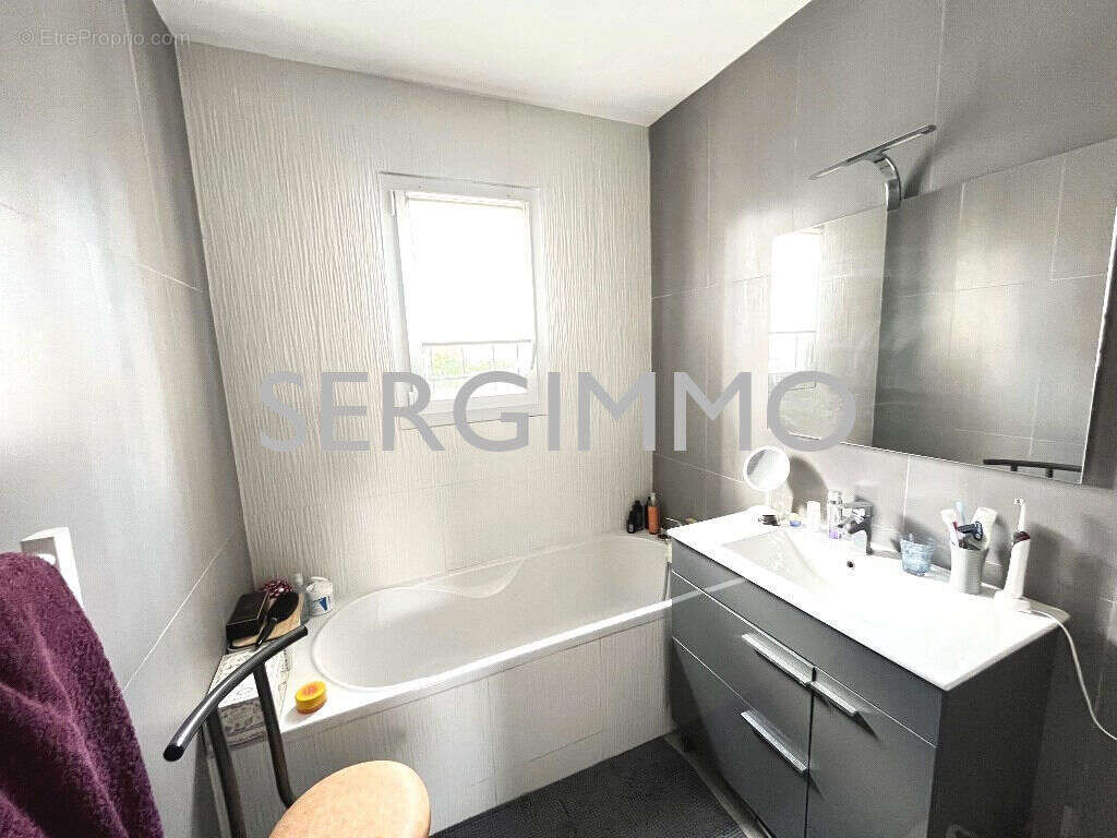 Maison à MONTAUROUX