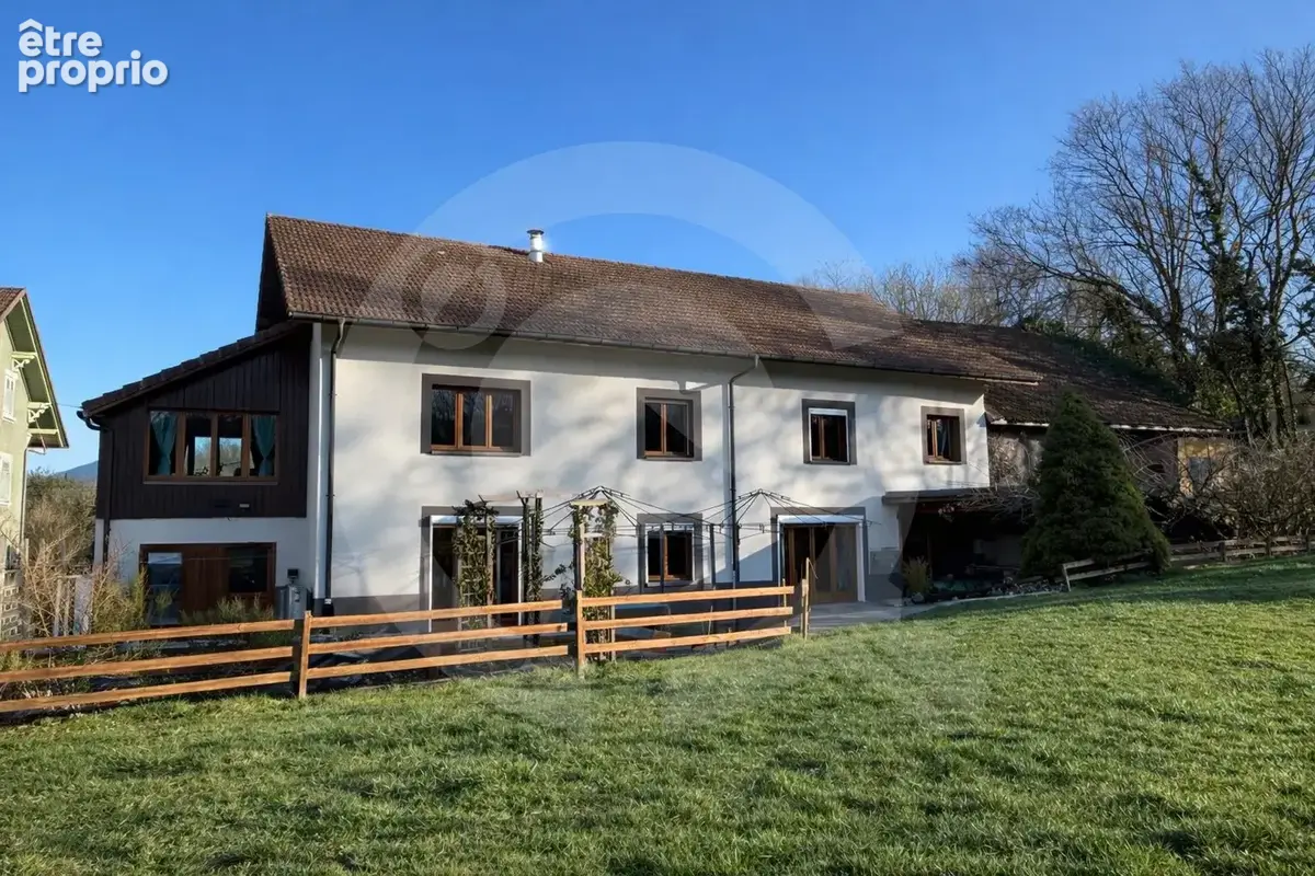 Maison 8 pièces 275 m² à vendre à Arthaz-Pont-Notre-Dame (74380) - photo 4