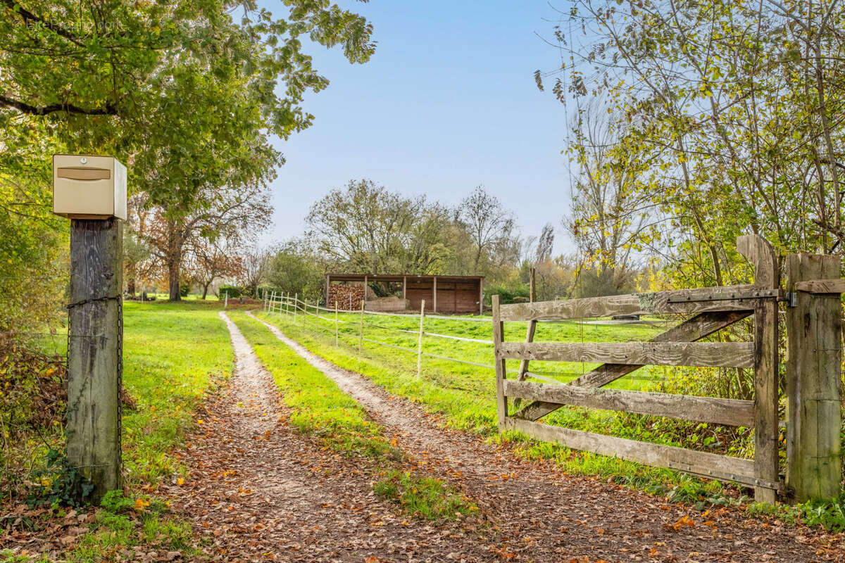 Maison à CASTILLONNES