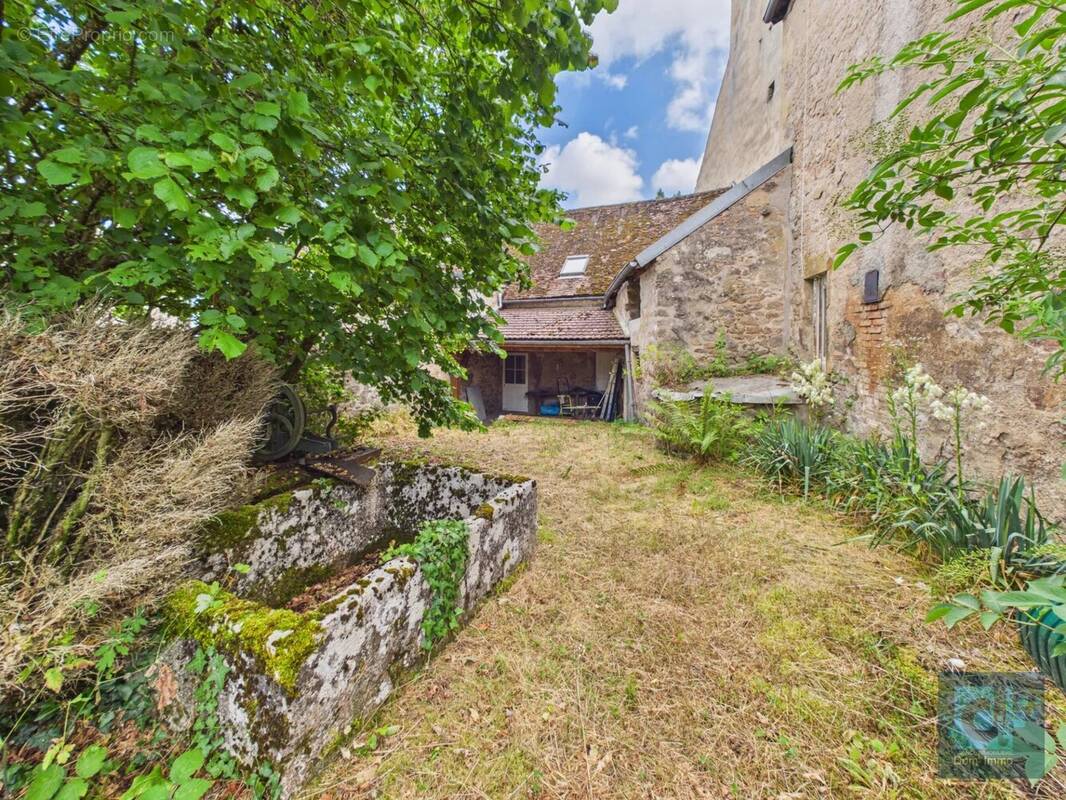 Maison à SAULIEU