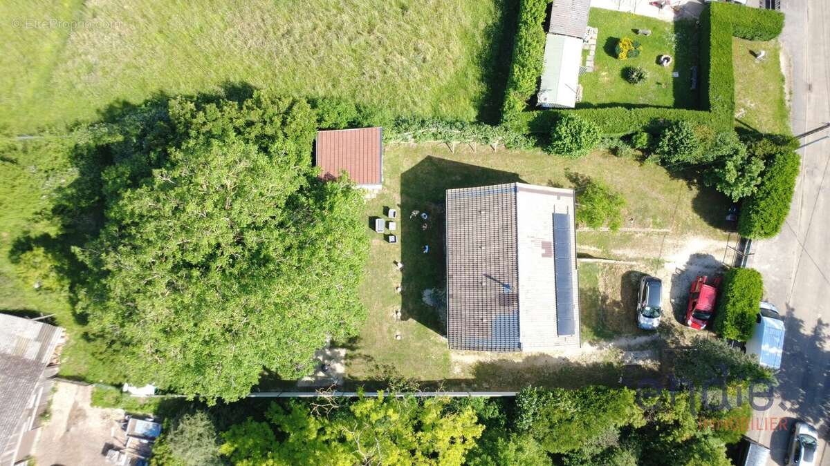 MAISON 4 PIÈCES 3 chambres  Terrain de 1 000 m² - photo 2