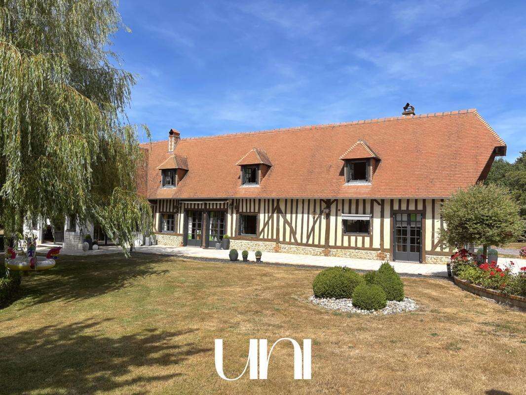 Maison 245 m² à Fauguernon  - photo 25