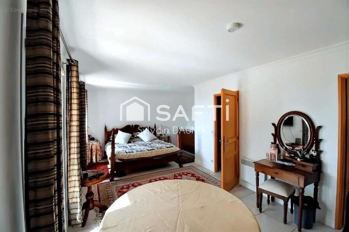 Photo 8 - Maison à TOULON