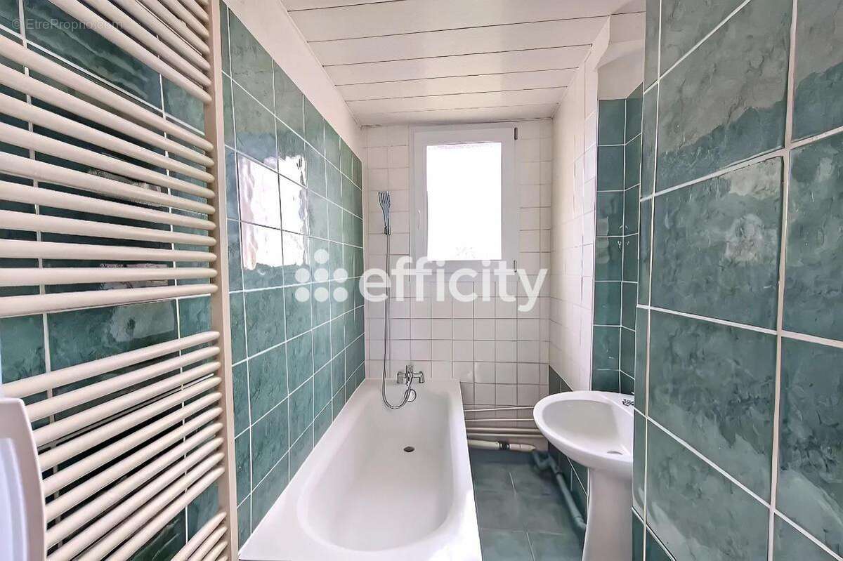 Appartement à HELLEMMES-LILLE