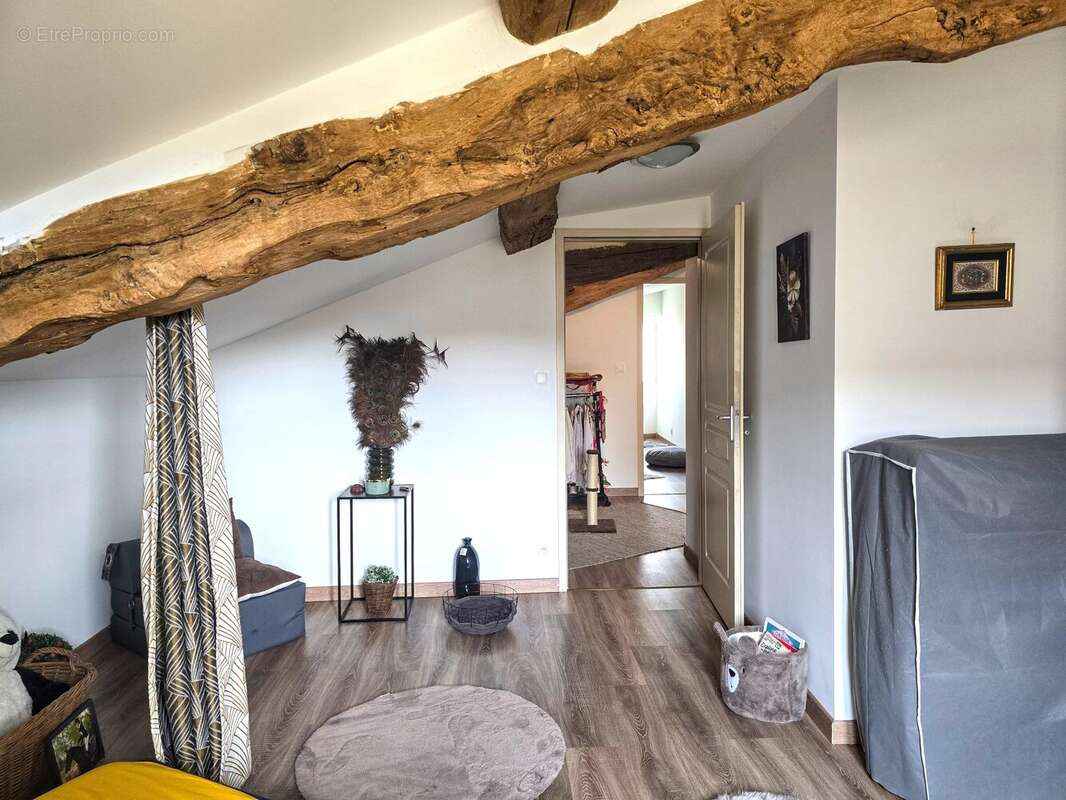 Maison à VERTEUIL-SUR-CHARENTE