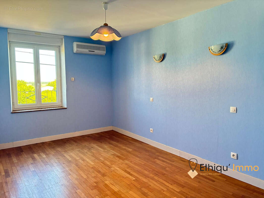 Chambre 2 étage /Avant - Maison à MORVILLIERS