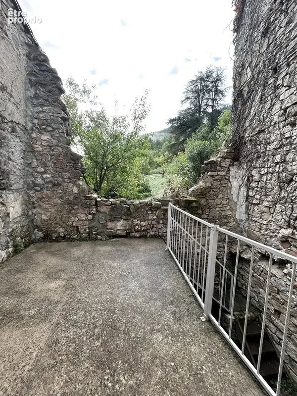 En Cévennes, maison de village, à vendre - photo 3
