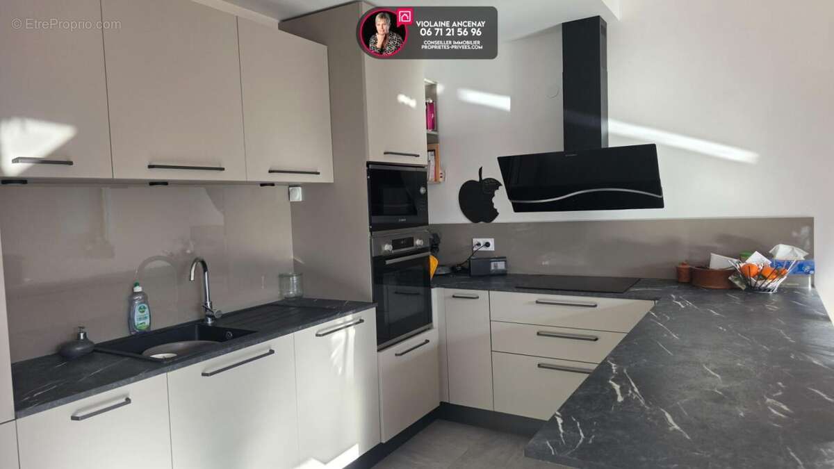 Montagnole, grange rénovée et spacieuse,  166 m2 , 4 chambres - photo 10