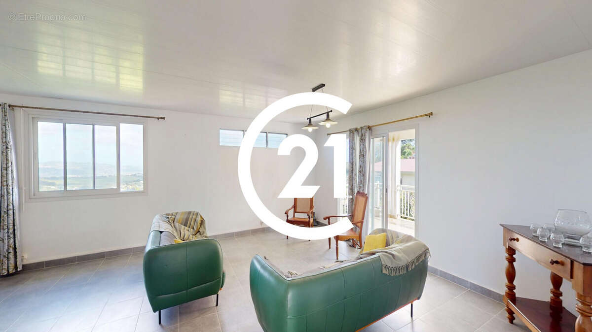 Maison à FORT-DE-FRANCE