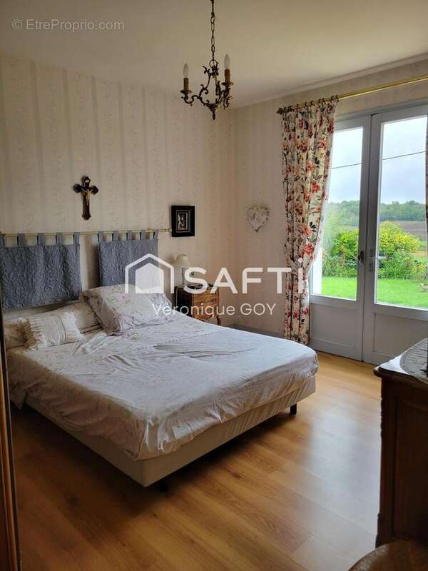 Photo 8 - Maison à SAINT-SULPICE-DE-ROUMAGNAC