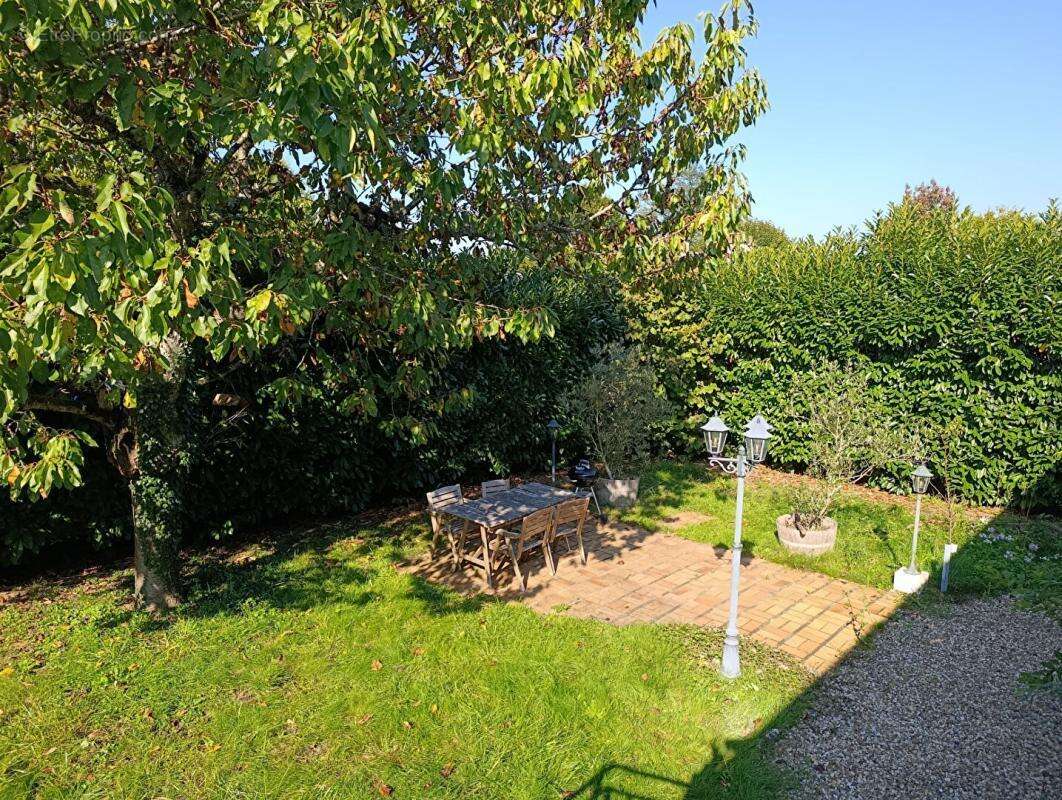 Maison à DAMMARIE-LES-LYS