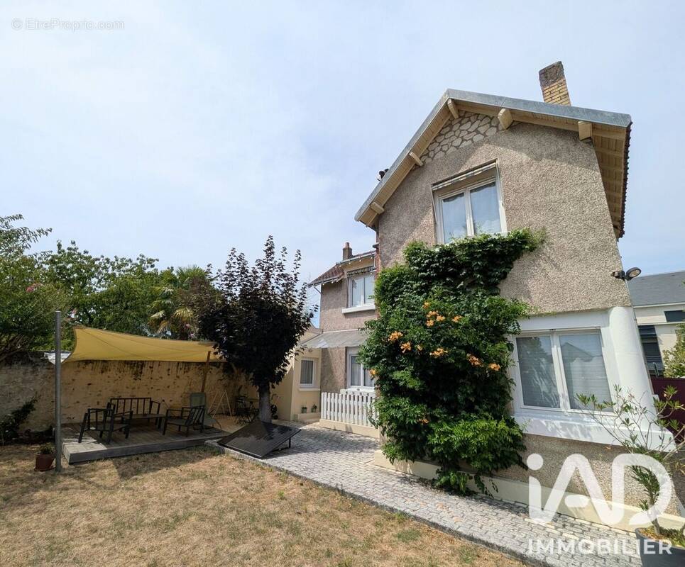 Photo 1 - Maison à SAINT-CYR-SUR-LOIRE