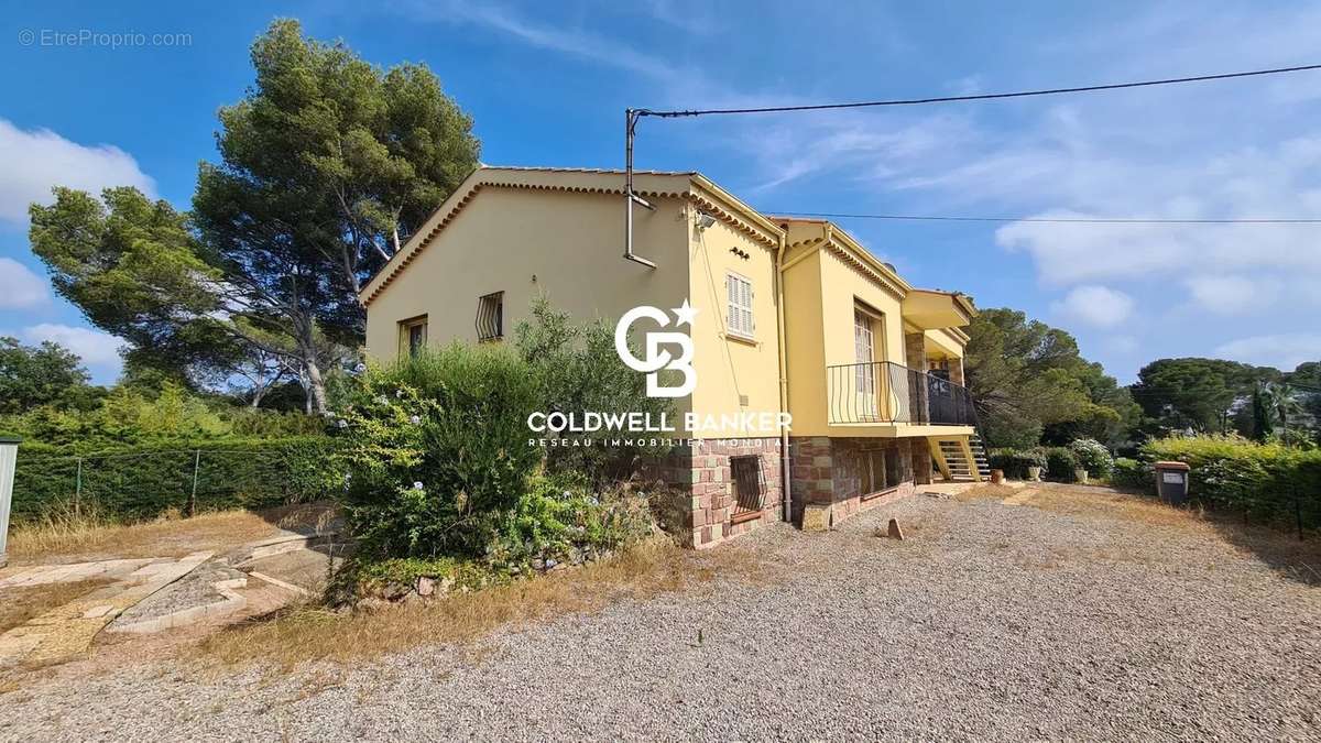 Maison à SAINT-RAPHAEL