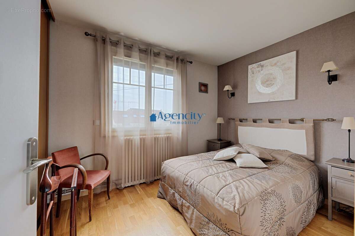 Maison à GOURNAY-SUR-MARNE