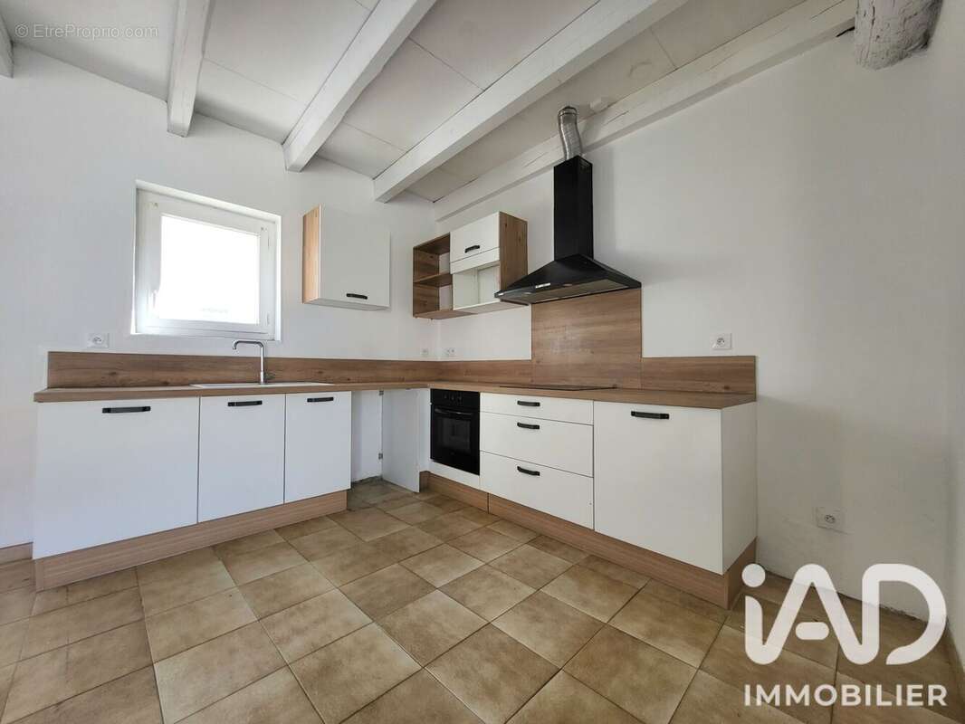 Appartement 106 m² à Salleles-D'aude  - photo 9