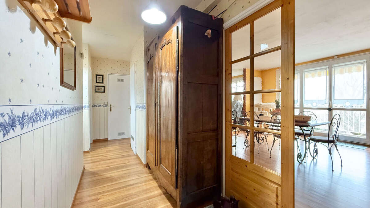 Appartement à CORBEIL-ESSONNES