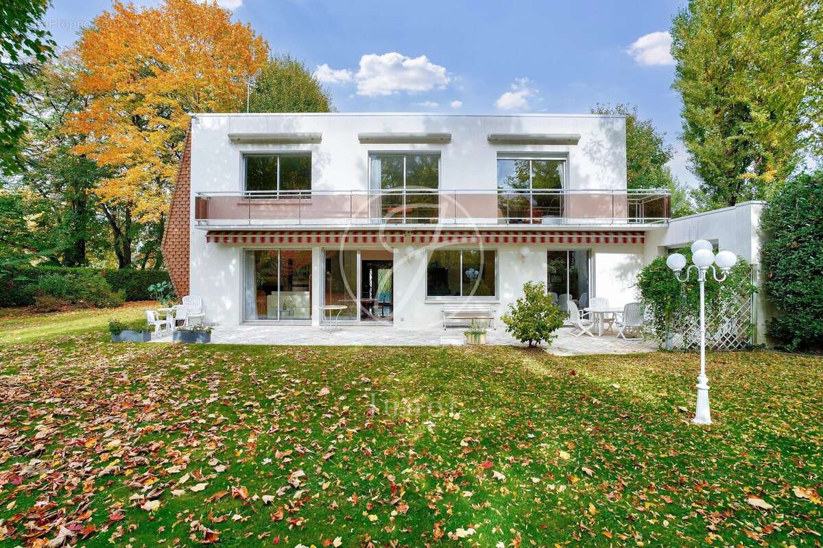 Maison à LE VESINET