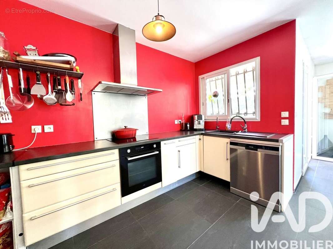 Maison 108 m² à Villeseque-Des-Corbieres  - photo 9