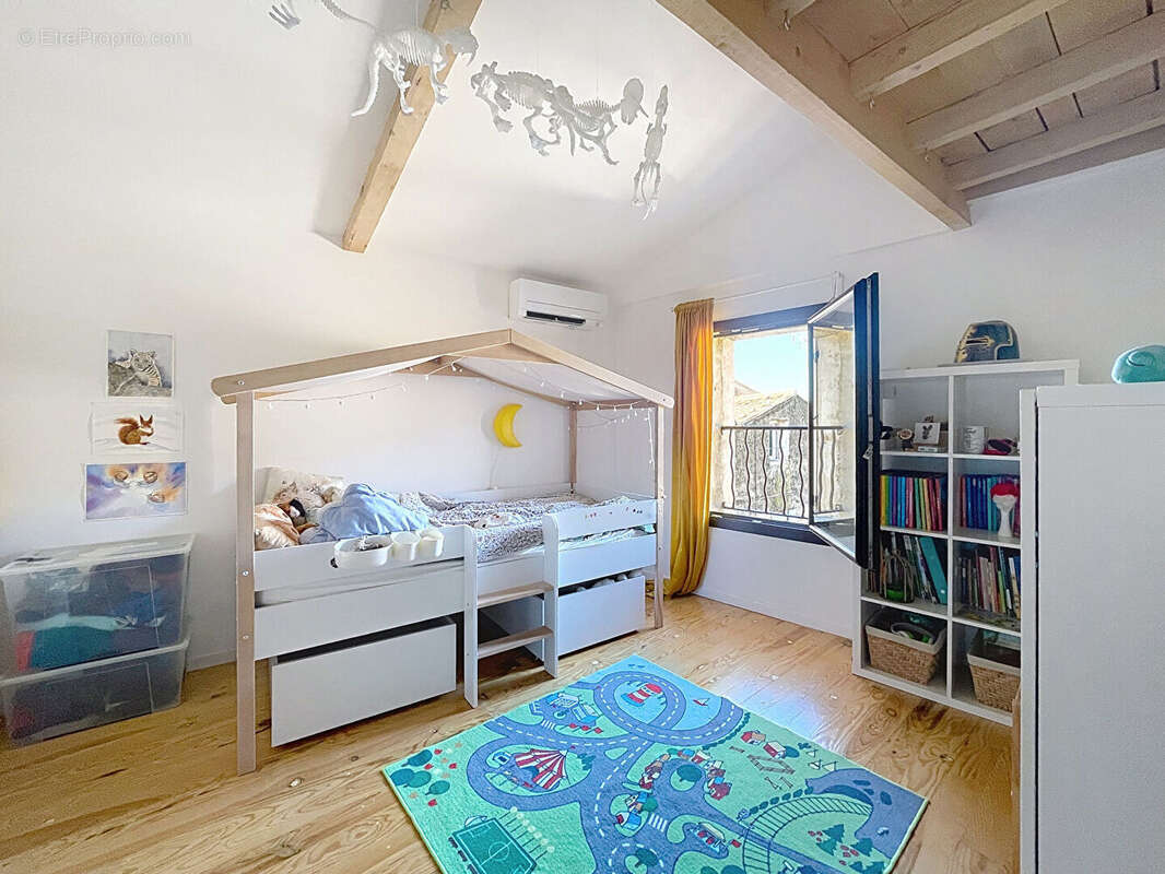 Maison Lauris 5 pièce(s) 110 m2 - 3 chambres - bureau - garage - photo 11