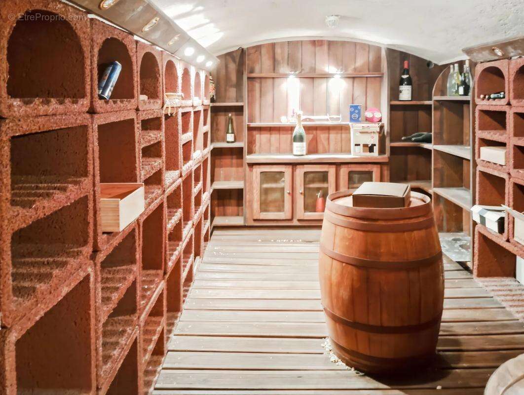 Maison à AUGEROLLES