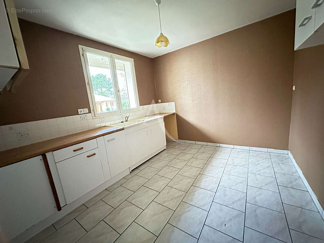 Maison à BUXEROLLES