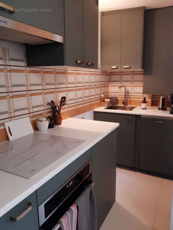 Appartement à PARIS-14E