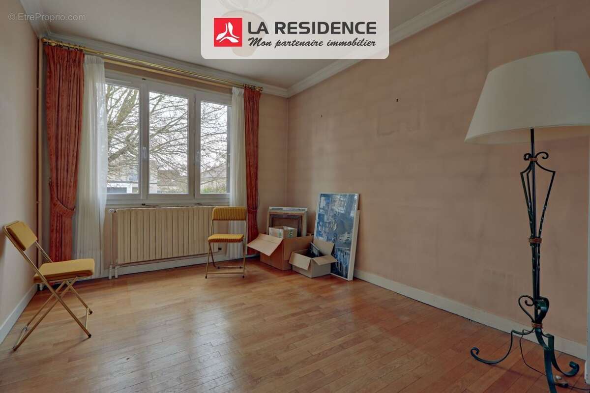 Maison à SAINT-LEU-LA-FORET