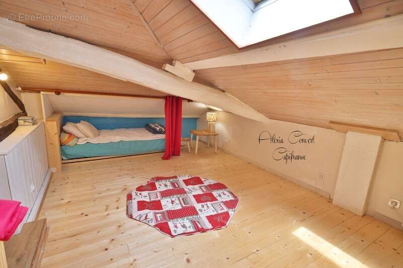 Maison à vendre 5 pièces, terrain 3420m² de calme à CORMOZ (01) - photo 17