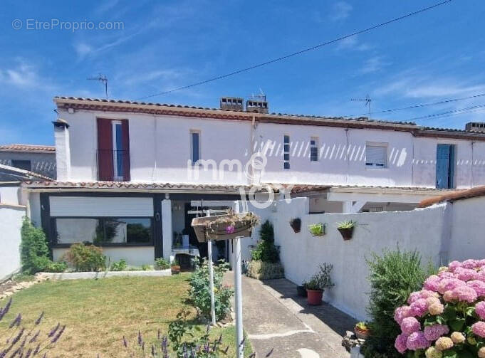 Maison à PENNAUTIER