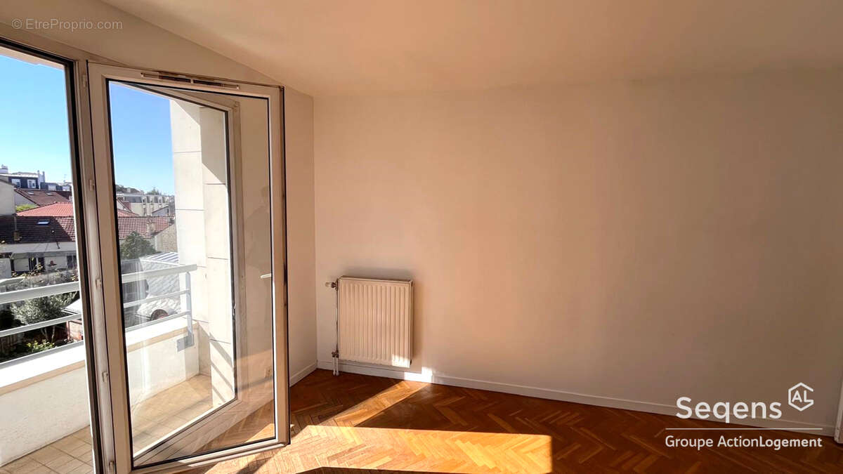 Grand 2 pièces 51.40m² lumineux avec balcon et parking au Kremlin-Bicêtre proche ligne 7 et 14 - photo 4
