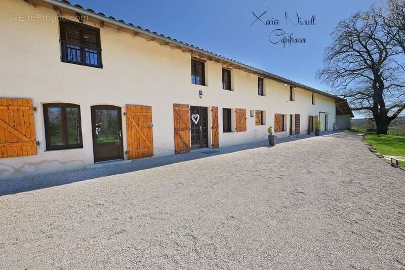 Maison à SAINT-AMOUR