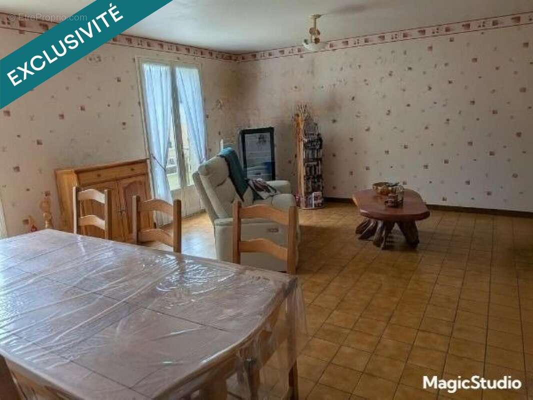 Photo 2 - Maison à SALINS-LES-BAINS