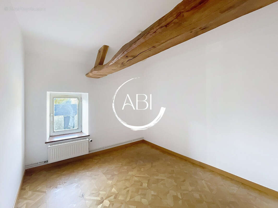 Maison à JOUE-DU-BOIS