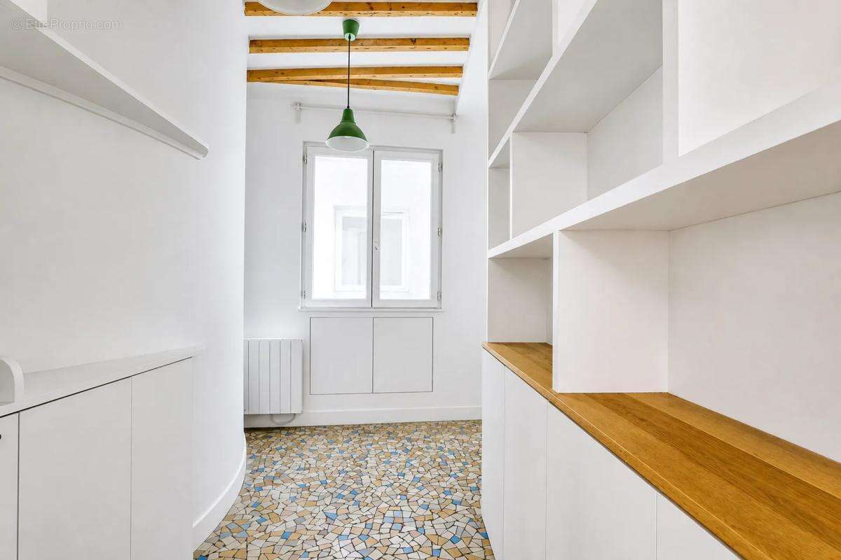 Appartement à PARIS-10E
