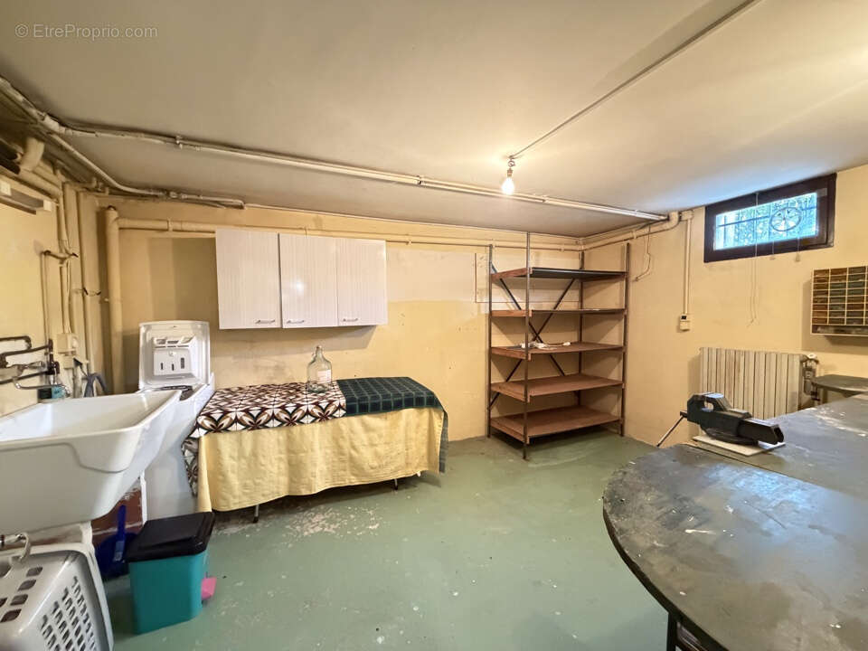 MAISON T5 avec garage (205 M2 de surface utile) et jardin de 544 M2 à Vendre (31270 CUGNAUX) - photo 19