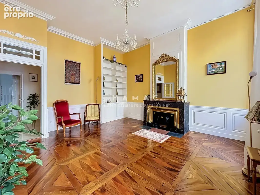 T3 de charme – 83m² avec ascenseur – secteur ainay / carnot - emplacement exceptionnel - photo 3
