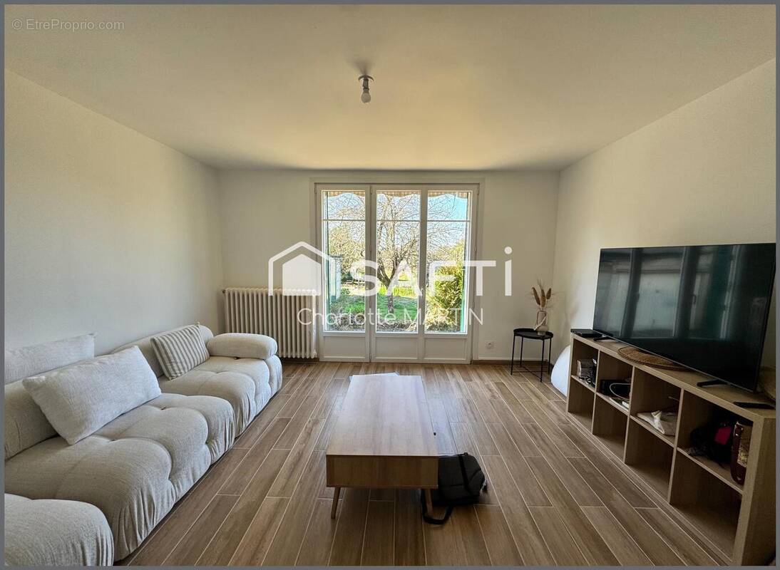 Photo 1 - Maison à VIERZON