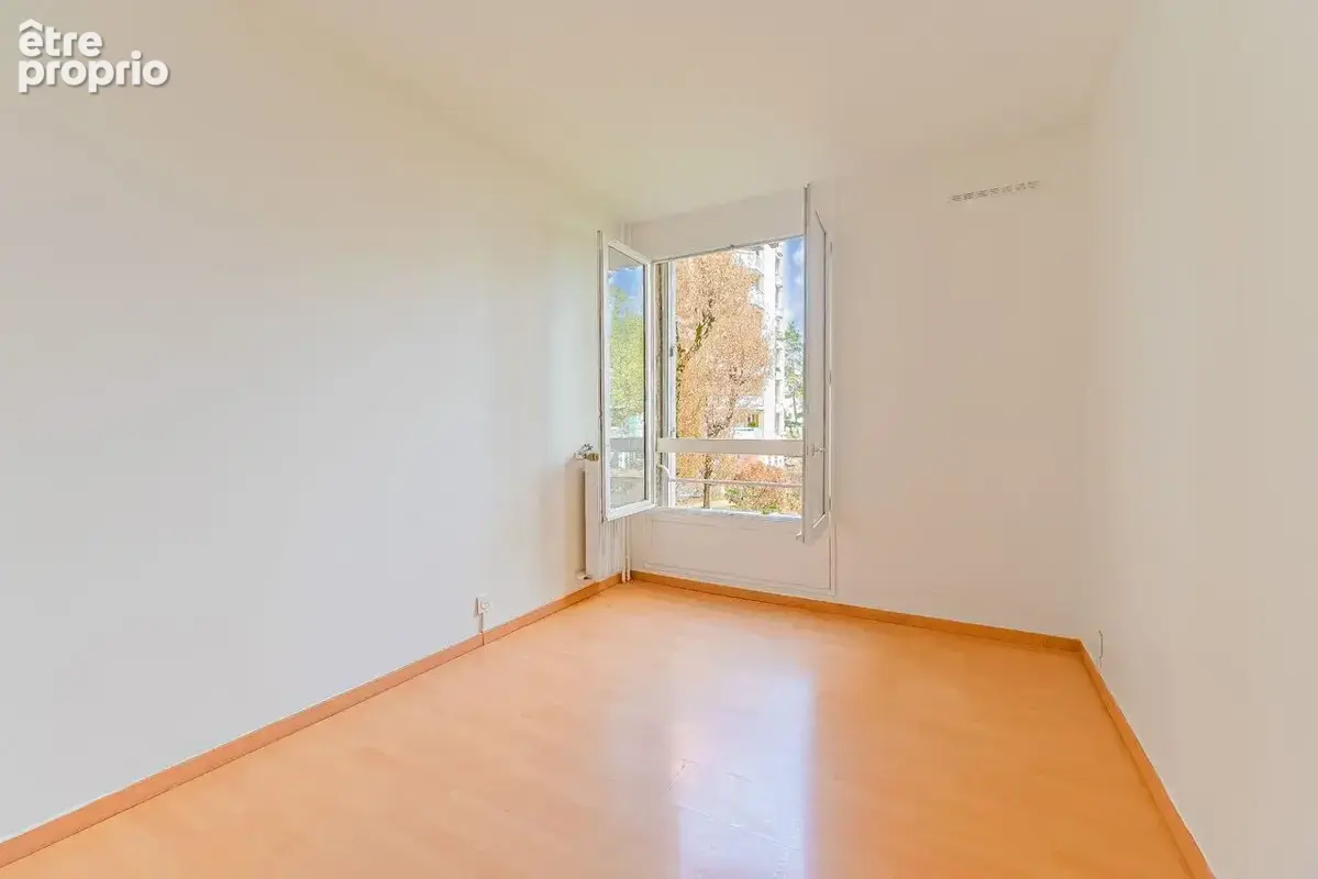 Appartement 4 pièces 89 m² à vendre à Creteil (94000) - photo 9