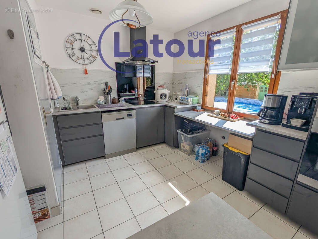 Maison à BU