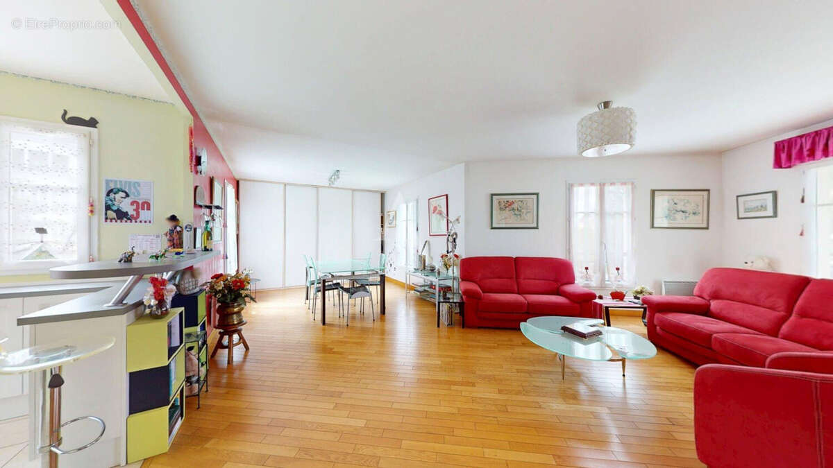 Appartement à LE PLESSIS-ROBINSON