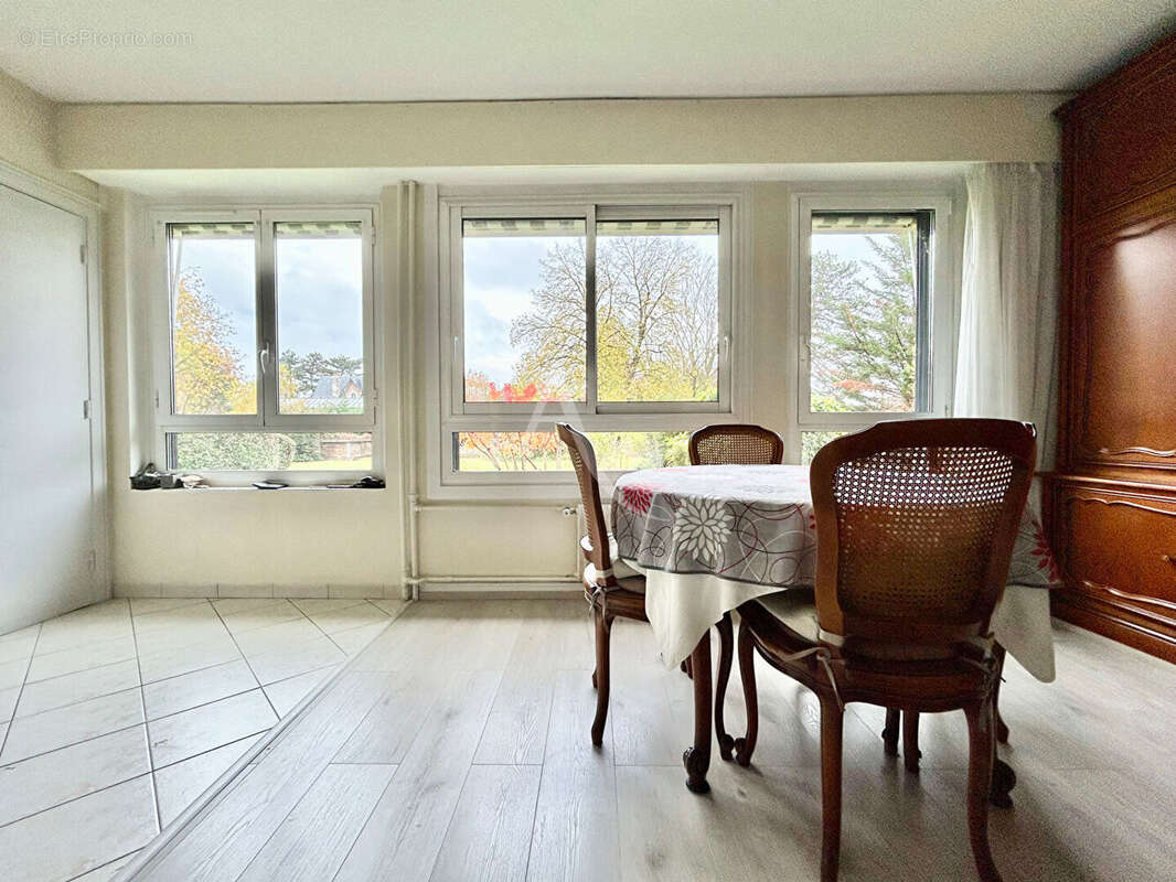 Appartement à GARCHES