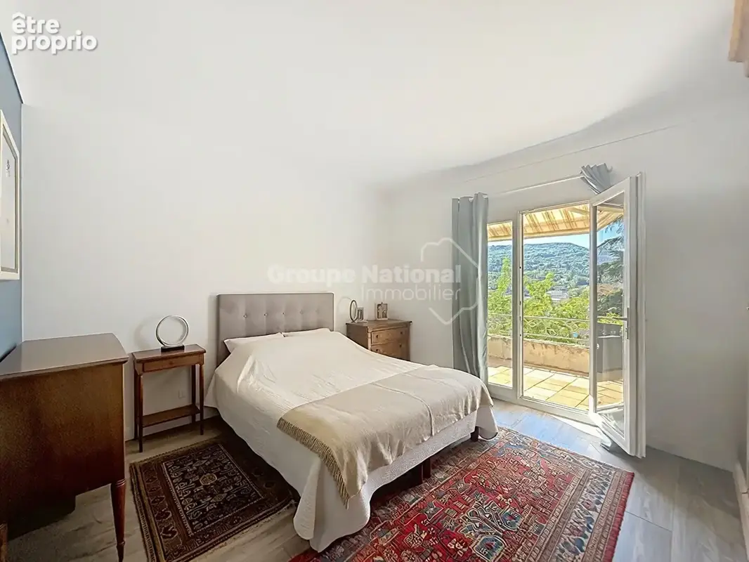 APT - vue panoramique et beaux volumes - photo 12